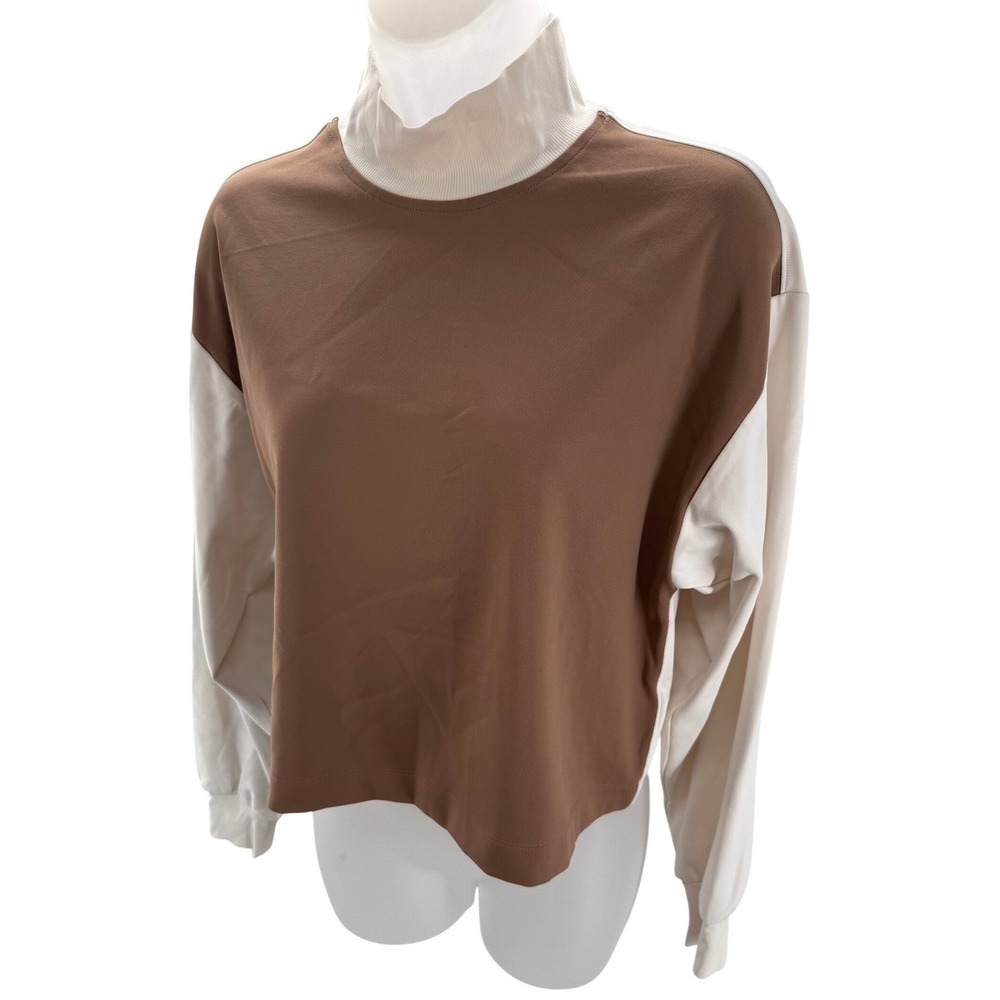 Athleta Mock Neck Long Sleeve Cropped Top Athletic Womens XSmall Brown Cream‎